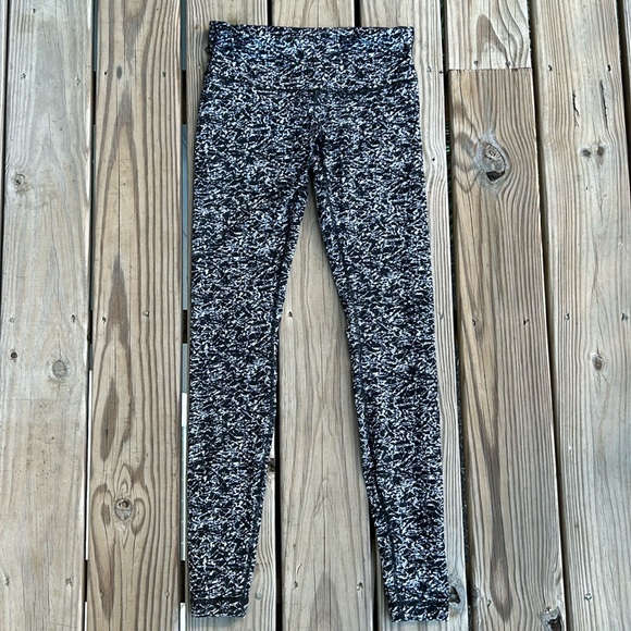 Lululemon Wunder Under Leggings - Picture 1 of 8